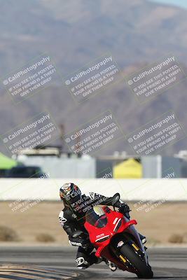 media/Jan-15-2026-Racers Edge (Thu) [[dfebeb70ab]]/3-B Group/Session 1 Turn 15/